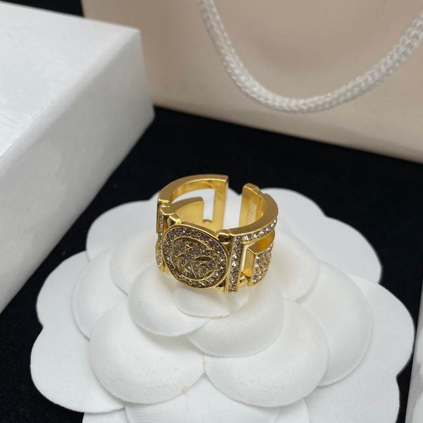 fashion designer rings bague anillos for mens and women engagement wedding jewelry lover gift with box, Silver
fashion designer rings bague anillos for mens and women engagement wedding jewelry lover gift with box, Silver