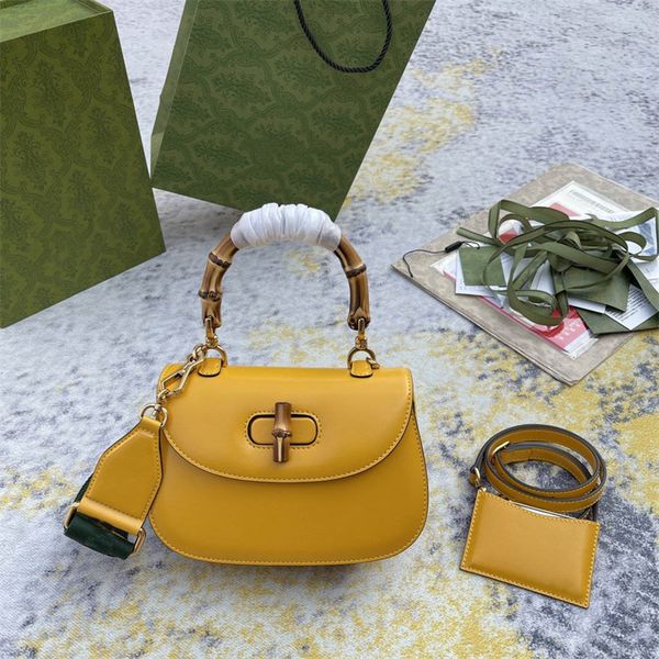 7a quality designer bamboo shoulder tote bag 675797 crossbody luxury handbag handle calfskin genuine leather fashion woman totes cross body
7a quality designer bamboo shoulder tote bag 675797 crossbody luxury handbag handle calfskin genuine leather fashion woman totes cross body