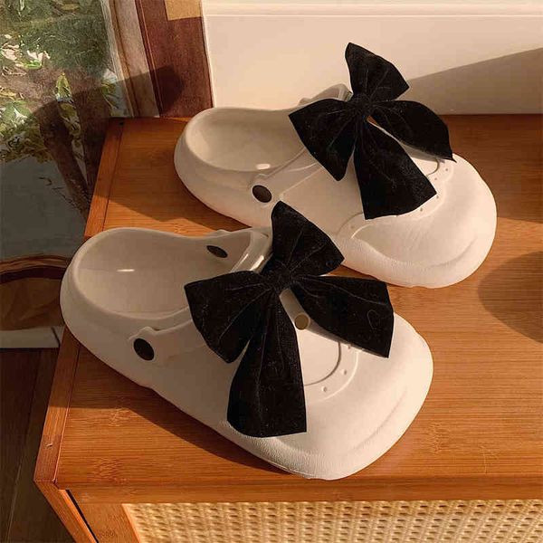 black bow cute cartoon clogs for women summer fashion sandals casual garden clogs waterproof shoes nursing women house slippers t220728
black bow cute cartoon clogs for women summer fashion sandals casual garden clogs waterproof shoes nursing women house slippers t220728