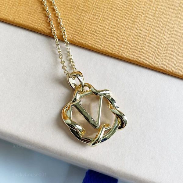 luxury charm necklace classic letters exquisite workmanship high-end fashion personality essential trend gifts suitable for men and women co, Silver
luxury charm necklace classic letters exquisite workmanship high-end fashion personality essential trend gifts suitable for men and women co, Silver