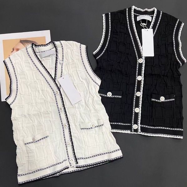 women tanks girls camis womens metal inverted ladies vest skirts underwear fasion metal buttons bottomed slim texture temperament v-neck car, White
women tanks girls camis womens metal inverted ladies vest skirts underwear fasion metal buttons bottomed slim texture temperament v-neck car, White