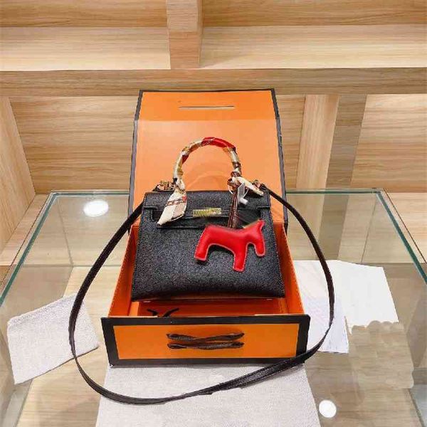 women's men's pan's heme designer handbags ke11ys bag classic shopping fashion matching silk scarf pendant thr
women's men's pan's heme designer handbags ke11ys bag classic shopping fashion matching silk scarf pendant thr