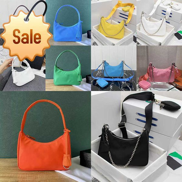 triangle re-edition 2000 2005 re edition bags nylon women luxurys men designer lady womens mens cross body hobo shoulder purse prads
triangle re-edition 2000 2005 re edition bags nylon women luxurys men designer lady womens mens cross body hobo shoulder purse prads