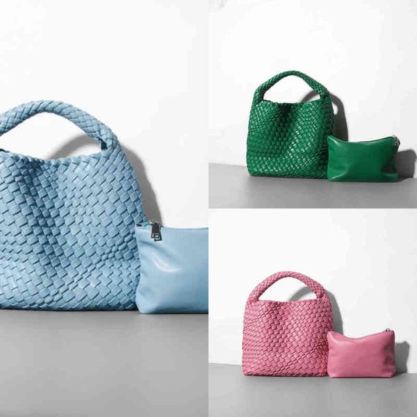 classic bootegas bag designer woven venetassss handbags bucket bag large capacity niche design underarm soft leather 2022 new single shoulde
classic bootegas bag designer woven venetassss handbags bucket bag large capacity niche design underarm soft leather 2022 new single shoulde