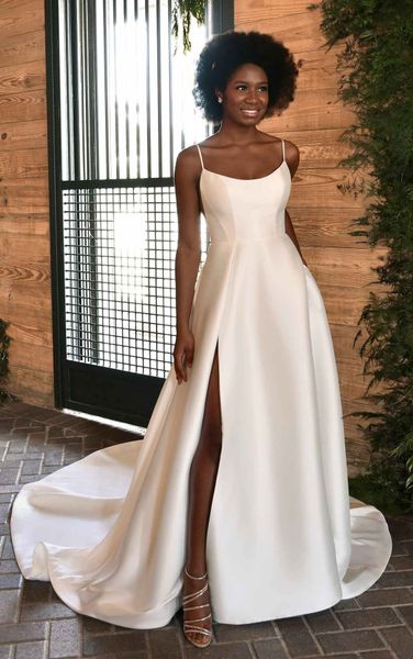 bride wear wedding gowns 2022 spaghetti strapless buttons back robe de marrige side split long sweep satin a line formal dresses for women, White
bride wear wedding gowns 2022 spaghetti strapless buttons back robe de marrige side split long sweep satin a line formal dresses for women, White