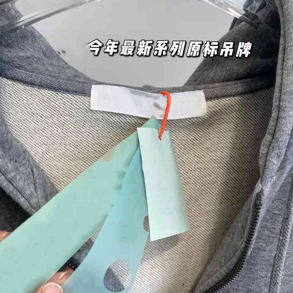 chaopai 21 autumn winter new lovers grey hooded zipper back arrow printed loose coat off, Black
chaopai 21 autumn winter new lovers grey hooded zipper back arrow printed loose coat off, Black