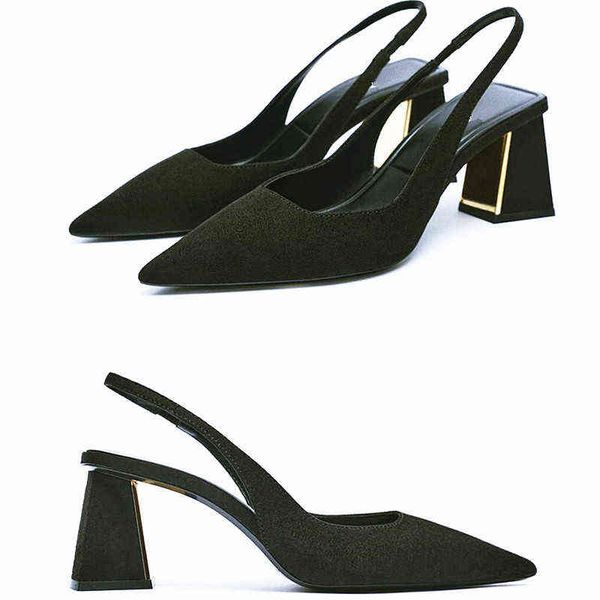 pointed high women's thick heels 2022 spring new black temperament baotou semi slippers shallow mouth single shoes
pointed high women's thick heels 2022 spring new black temperament baotou semi slippers shallow mouth single shoes