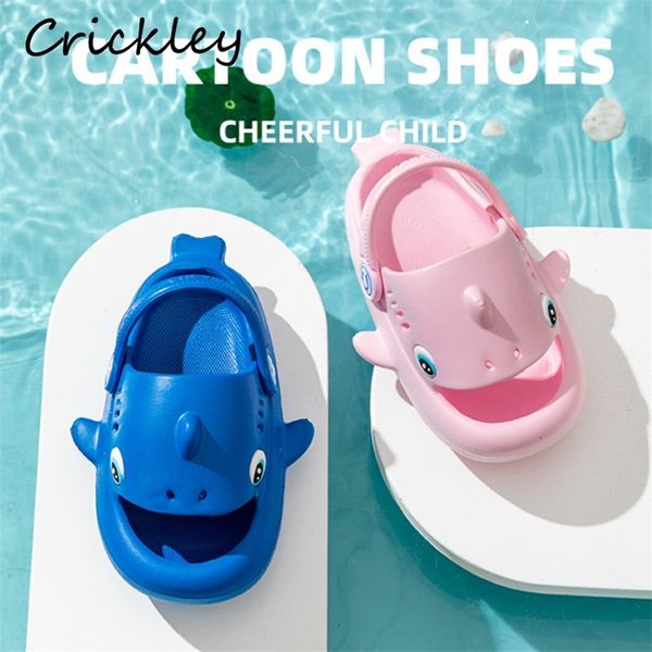fashion cartoon shark boys girl' slippers eva solid beach garden children clogs soft sole non slip home kids summer shoes 220426, Black;grey
fashion cartoon shark boys girl' slippers eva solid beach garden children clogs soft sole non slip home kids summer shoes 220426, Black;grey