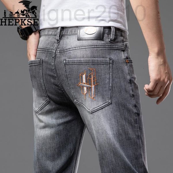 men's jeans designer light luxury high-end jeans men's slim straight casual long pants fashion brand embroidery jydo, Blue
men's jeans designer light luxury high-end jeans men's slim straight casual long pants fashion brand embroidery jydo, Blue