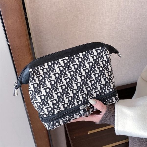 cosmetic women's large capacity portable travel storage skin care product wash zef3 design purses online
cosmetic women's large capacity portable travel storage skin care product wash zef3 design purses online