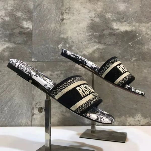 sandals designer letter embroidered slippers high version summer style, casual wear with a flat bottom for women klmp, Black
sandals designer letter embroidered slippers high version summer style, casual wear with a flat bottom for women klmp, Black