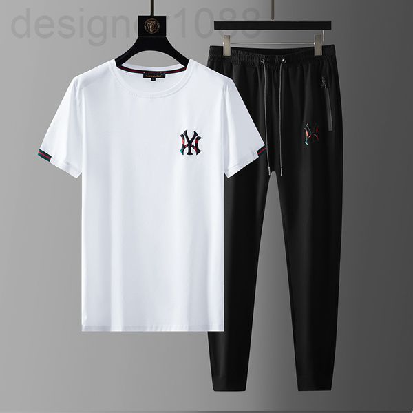 men's jackets designer 2021 summer sportswear men's youth thin short sleeved t-shirt trousers casual two piece set w658, Black;brown 
men's jackets designer 2021 summer sportswear men's youth thin short sleeved t-shirt trousers casual two piece set w658, Black;brown