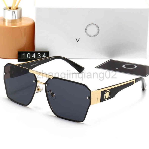 designer versage sunglasses cycle luxurious fashion woman mens trend personalized metal european and american vintage baseball sport summer, White;black
designer versage sunglasses cycle luxurious fashion woman mens trend personalized metal european and american vintage baseball sport summer, White;black