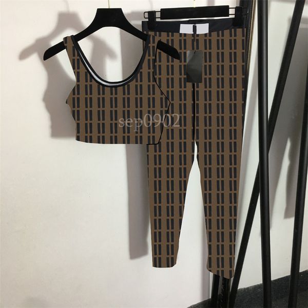 letter print yoga outfit women breathable sport tracksuits designer sports bra elastic waist yoga leggings woman tracksuit, Gray 
letter print yoga outfit women breathable sport tracksuits designer sports bra elastic waist yoga leggings woman tracksuit, Gray