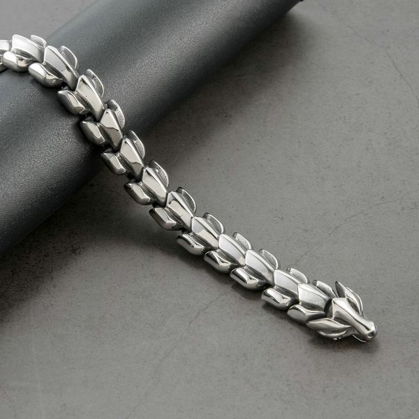 european and american punk chain bracelet ornament wholesale men's personality creative fashion keel trendy domineering titanium steel, Black
european and american punk chain bracelet ornament wholesale men's personality creative fashion keel trendy domineering titanium steel, Black