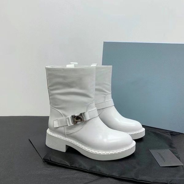 2022 designer boots fashion winter low-heeled women's ankle re-nylon brushed leather ankle boots square head belt buckle office ladies, Black
2022 designer boots fashion winter low-heeled women's ankle re-nylon brushed leather ankle boots square head belt buckle office ladies, Black