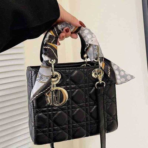 bags fashion designer zipper face 2022 soft high-quality goddess spring summer shoulder messenger portable tt oafw
bags fashion designer zipper face 2022 soft high-quality goddess spring summer shoulder messenger portable tt oafw