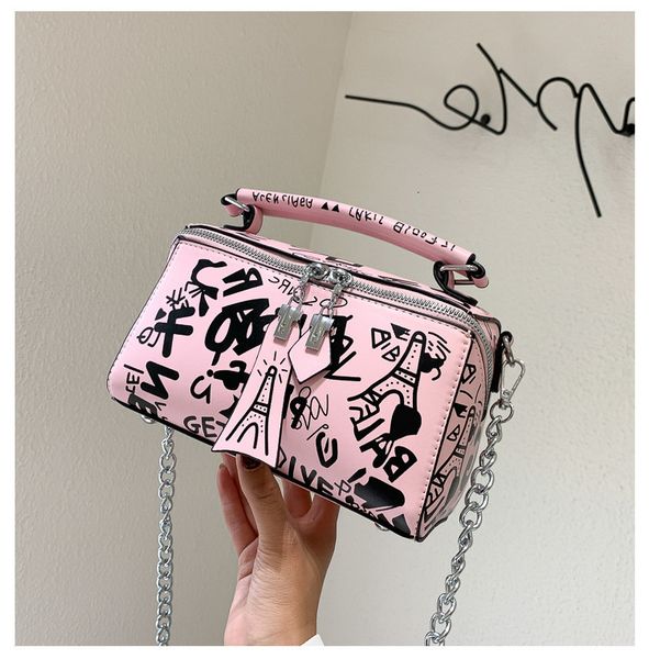 designer bags women 2022 new trend fashion graffiti women's single shoulder diagonal cross handbag
designer bags women 2022 new trend fashion graffiti women's single shoulder diagonal cross handbag