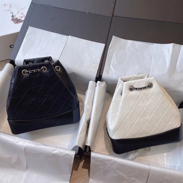 women backpack purses leather luxury brand black female fashion shoulder bag lady school bag business travel bagpack sports leisure rucksack
women backpack purses leather luxury brand black female fashion shoulder bag lady school bag business travel bagpack sports leisure rucksack