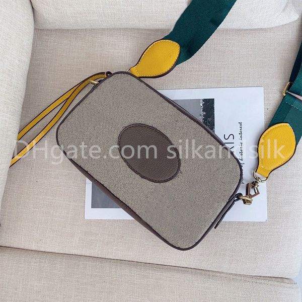 luxury women's cross-body bag designer messenger bags contrast colors red and green wide strap small square popular classic tiger head
luxury women's cross-body bag designer messenger bags contrast colors red and green wide strap small square popular classic tiger head