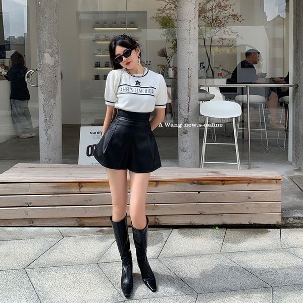 alice w flower home shirt color matching sweater coat female autumn new round collar embroidery letters sweater, White;black
alice w flower home shirt color matching sweater coat female autumn new round collar embroidery letters sweater, White;black