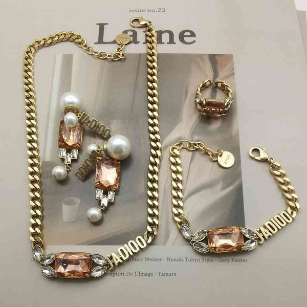 2022 factory wholesale new light luxury high sense rhinestone earrings necklace bracelet ring simple women's dijia, Silver
2022 factory wholesale new light luxury high sense rhinestone earrings necklace bracelet ring simple women's dijia, Silver