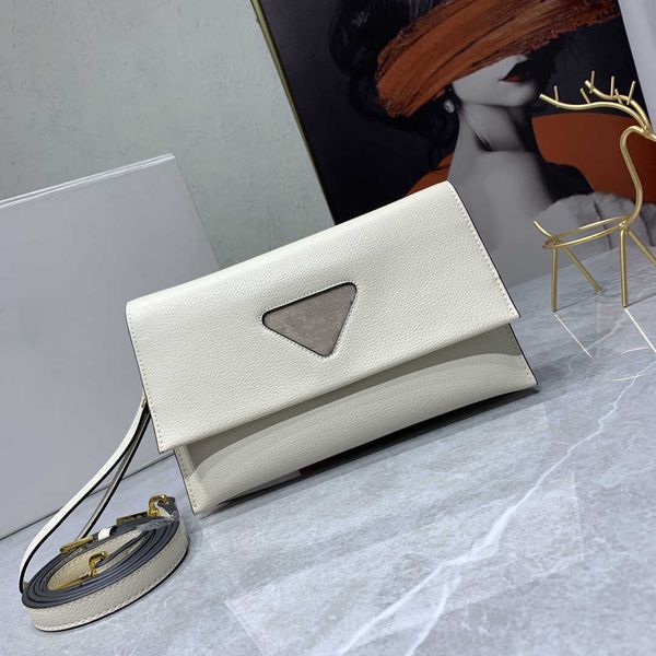 2023 new summer fashion messenger bag handbag wallet ladies classic style leather messenger shoulder bag 2121
2023 new summer fashion messenger bag handbag wallet ladies classic style leather messenger shoulder bag 2121