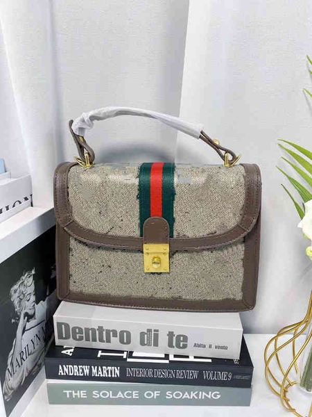 2022 new small square bag handbag texture double-layer sling shoulder messenger bag women's bag
2022 new small square bag handbag texture double-layer sling shoulder messenger bag women's bag