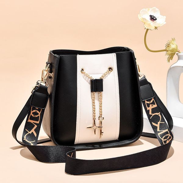 luxurys designers bags luxurious bag woman pu handbags new bucket bag tote bag messenger fashion handbag crossbody shopping wallets color 6
luxurys designers bags luxurious bag woman pu handbags new bucket bag tote bag messenger fashion handbag crossbody shopping wallets color 6