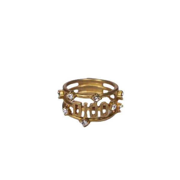 crown ring irregular brilliant diamonds inlaid alternative women's size 3 neutral hand jewelry, Silver
crown ring irregular brilliant diamonds inlaid alternative women's size 3 neutral hand jewelry, Silver