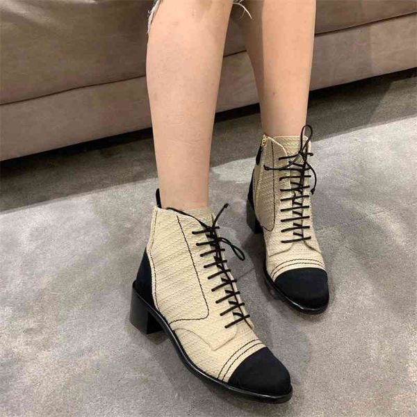 boots women's shoelace boots warm shoes thick heels cross mixed colors winter series, Black
boots women's shoelace boots warm shoes thick heels cross mixed colors winter series, Black
