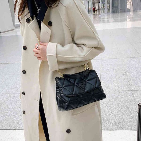 80%2022 new luxury bags chain version solid color soft leather rhombic lattice embroidered thread bag bagwomen's fashion bags
80%2022 new luxury bags chain version solid color soft leather rhombic lattice embroidered thread bag bagwomen's fashion bags