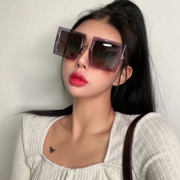 sunglasses for woman 2022 designer retro summer nuance16 anti-ultraviolet driving fishing fashion random box, White;black
sunglasses for woman 2022 designer retro summer nuance16 anti-ultraviolet driving fishing fashion random box, White;black