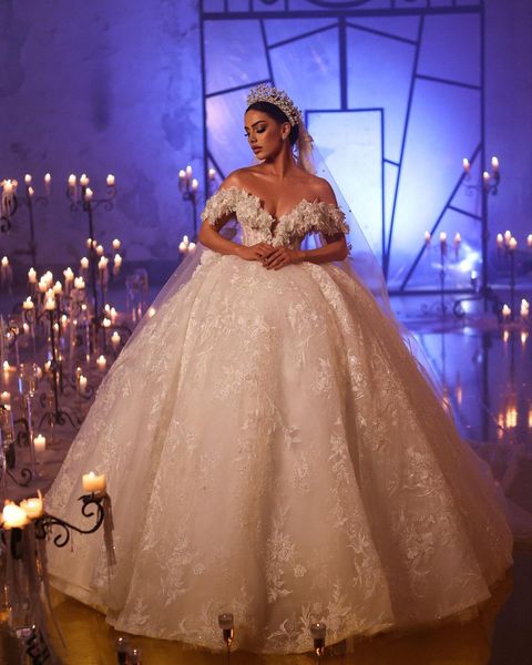luxurious ball gown wedding dresses sleeveless v neck off shoulder sequins appliques 3d flower lace ruffles train floor length bridal gowns, White
luxurious ball gown wedding dresses sleeveless v neck off shoulder sequins appliques 3d flower lace ruffles train floor length bridal gowns, White