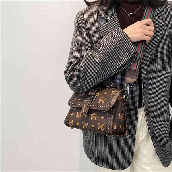 fashionable old flower foreign style handbag spring and summer versatile red women's bag ins single shoulder messenger bag ttqj
fashionable old flower foreign style handbag spring and summer versatile red women's bag ins single shoulder messenger bag ttqj