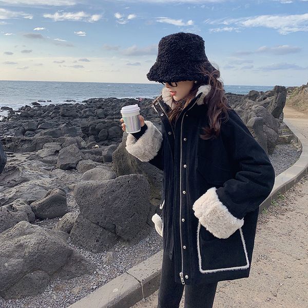 mishow atumn winter lambswool long sleeve cottin coat women causal zipper black jacket mx19d8246 201027
mishow atumn winter lambswool long sleeve cottin coat women causal zipper black jacket mx19d8246 201027