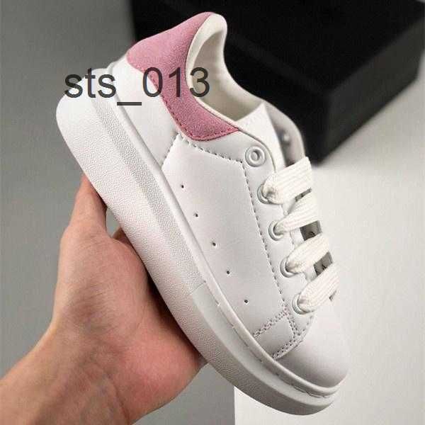 sneakers 2020 kids shoes for boy girls fashion leather sneakers 3m reflective black white velvet thick-soled flat height increasing kids cas, Black;red
sneakers 2020 kids shoes for boy girls fashion leather sneakers 3m reflective black white velvet thick-soled flat height increasing kids cas, Black;red