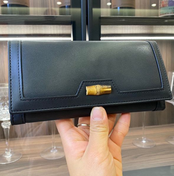 2022 purse card holder handbags for women luxury interior compartment fold over mini handbags leather all-match coin purses casual bag keych, Red;black
2022 purse card holder handbags for women luxury interior compartment fold over mini handbags leather all-match coin purses casual bag keych, Red;black
