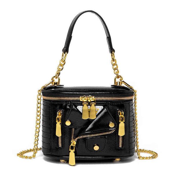 mini tote bag brand designer luxury chain female crossbody messenger bag motorcycle ladies shoulder bag rivet jacket handbag 220608
mini tote bag brand designer luxury chain female crossbody messenger bag motorcycle ladies shoulder bag rivet jacket handbag 220608