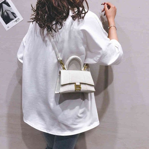 brand designer bbbalencaigasss classic designer handbags ins niche design advanced sense net red small bag women's 2022 fashion autumn
brand designer bbbalencaigasss classic designer handbags ins niche design advanced sense net red small bag women's 2022 fashion autumn