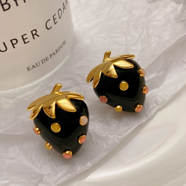 classic ear stud black enamel red onyx strawberry earring anti allergy women's stud earrings designer jewelry, Golden;silver
classic ear stud black enamel red onyx strawberry earring anti allergy women's stud earrings designer jewelry, Golden;silver