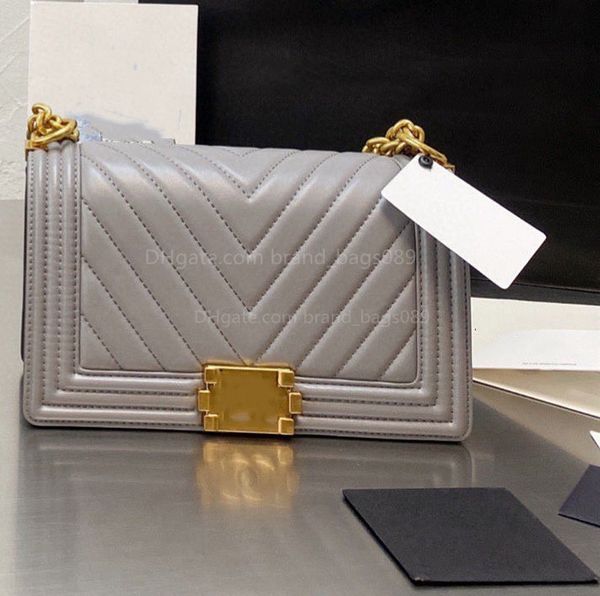 wholesale classic single falp boy bags distressed hardware quilted matelasse chain large capacity womens famous luxury designer sheepskin ha
wholesale classic single falp boy bags distressed hardware quilted matelasse chain large capacity womens famous luxury designer sheepskin ha