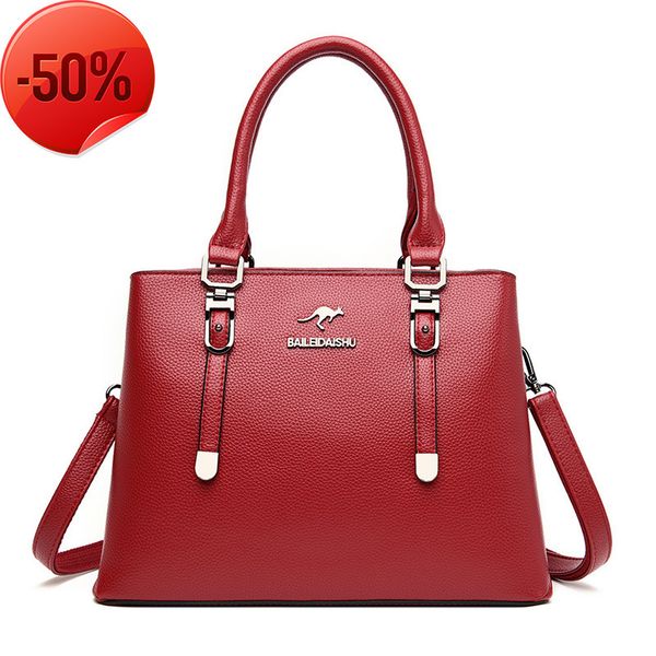 fashion luxury designerportable diana 2020 new large capacity versatile simple single shoulder messenger middle aged and elderly women'
fashion luxury designerportable diana 2020 new large capacity versatile simple single shoulder messenger middle aged and elderly women'