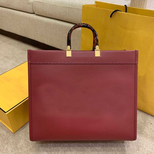 bags ladies leather luxury handheld large leather bag luxury designer tote bag handmade one shoulder messenger bag
bags ladies leather luxury handheld large leather bag luxury designer tote bag handmade one shoulder messenger bag