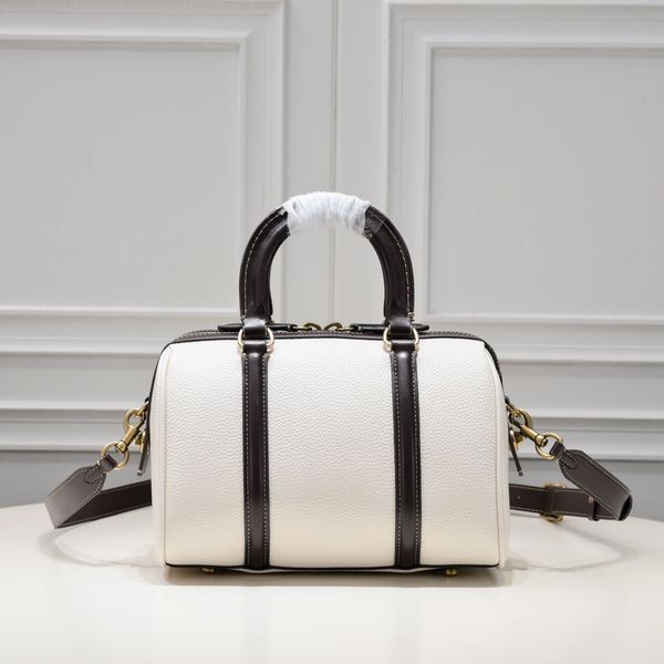 women new style bag genuine leather one shoulder crossbody classic bag type boston
women new style bag genuine leather one shoulder crossbody classic bag type boston