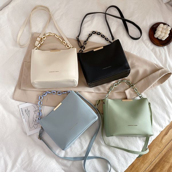 women fashion shoulder bag with chain handle ladies crossbody bags tote bucket handbag 220627
women fashion shoulder bag with chain handle ladies crossbody bags tote bucket handbag 220627