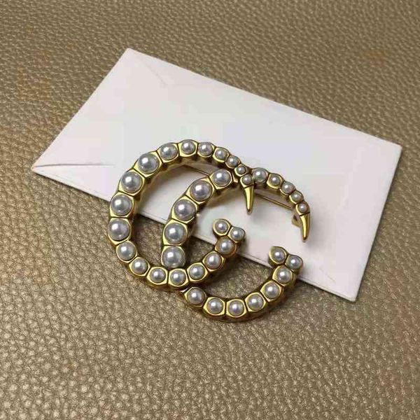 factory wholesale high-end version pearl brooch women's light luxury fashion clothes accessories geometric pin, Gray
factory wholesale high-end version pearl brooch women's light luxury fashion clothes accessories geometric pin, Gray