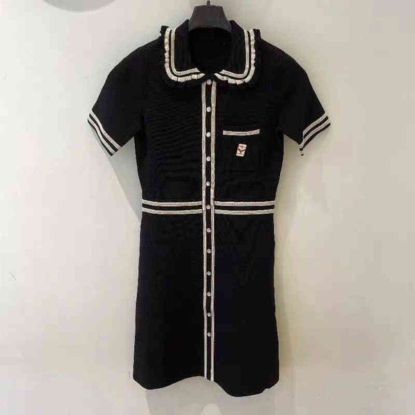 casual dresses fadan early autumn french celebrity style doll collar stitched badge knitted dress, Black;gray
casual dresses fadan early autumn french celebrity style doll collar stitched badge knitted dress, Black;gray