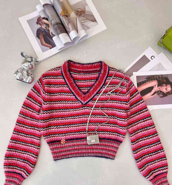 luxury women sweater red striped stitched wavy v neck cropped knitted sweater autumn designer womens sweaters 0912, White;black
luxury women sweater red striped stitched wavy v neck cropped knitted sweater autumn designer womens sweaters 0912, White;black
