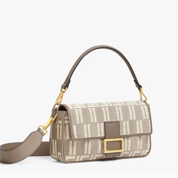 embroidered baguette bag flap crossbody purse mini bucket bag lady handbag fashion canvas hardware buckle genuine leather strap quality
embroidered baguette bag flap crossbody purse mini bucket bag lady handbag fashion canvas hardware buckle genuine leather strap quality